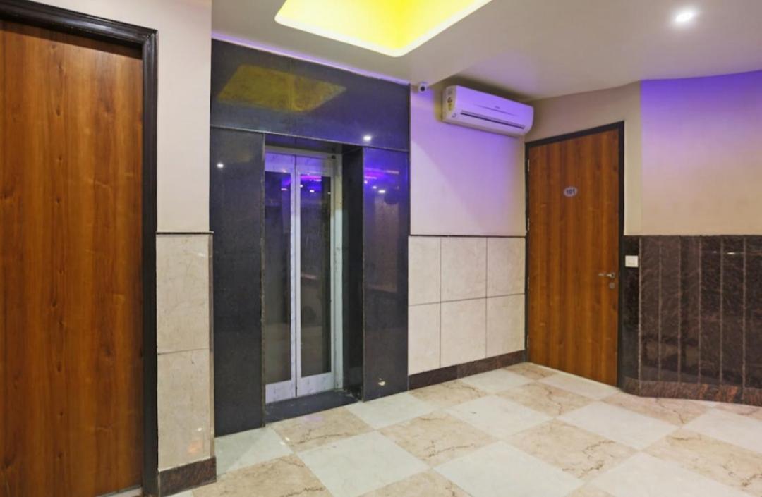 Hotel Amour By Rpi New Delhi Buitenkant foto